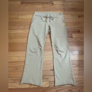 Taupe yellow the label sweatpants